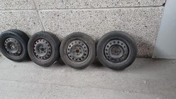 Autobanden  225/55R16 - 195/60R16C - 205/60R16 - 185/65R15 beschikbaar voor biedingen