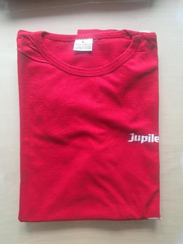 T-shirt beschikbaar voor biedingen