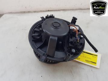 KACHEL VENTILATORMOTOR Skoda Octavia Combi (5EAC) beschikbaar voor biedingen