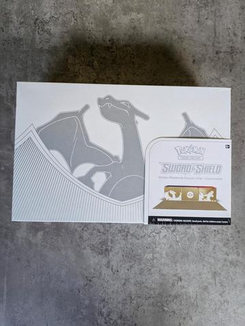 Charizard Ultra Premium Collection Box beschikbaar voor biedingen