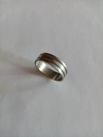 Bague en acier., Bijoux, Sacs & Beauté, Bagues, Enlèvement ou Envoi, Femme ou Homme, Fer ou Acier, Utilisé