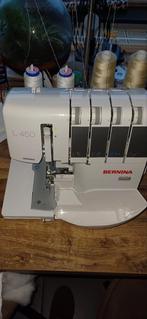 Bernina L450, Hobby en Vrije tijd, Naaimachines en Toebehoren, Ophalen, Zo goed als nieuw, Lockmachine, Bernina