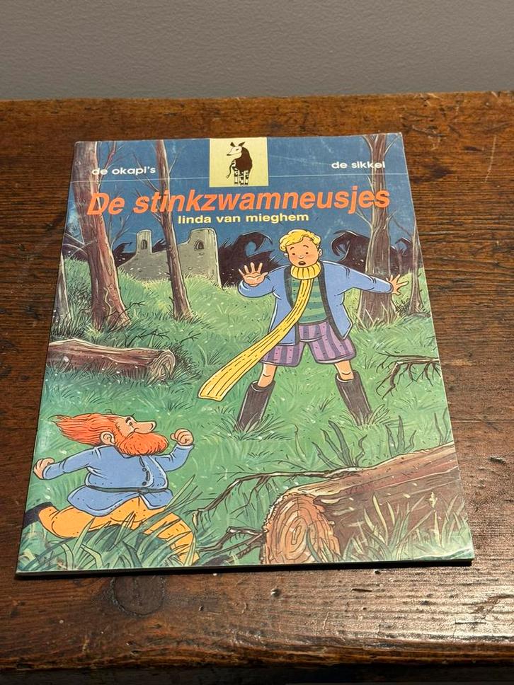 Kinderboek "De stinkzwamneusjes", Boeken, Kinderboeken | Jeugd | onder 10 jaar, Zo goed als nieuw, Ophalen
