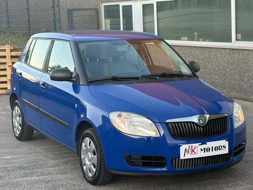 SKODA FABIA 1.2i ESSENCE GARANTIE 12MOİS 125.000KM 2009MODEL, Auto's, Skoda, Bedrijf, Fabia, ABS, Adaptieve lichten, Airbags, Alarm