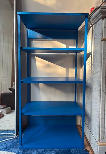Blauwe plank - Ikea  beschikbaar voor biedingen