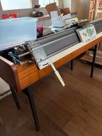 Machine à tricoter à lit double Brother kr586, Hobby & Loisirs créatifs, Enlèvement, Utilisé, Tricot, Machine
