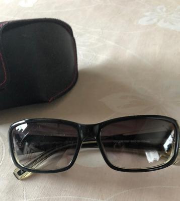 Prachtige zonnebril merk Esprit met originele etui
