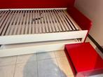 Bed (twijfelaar) en laag nachtkastje, Huis en Inrichting, Slaapkamer | Bedden, Ophalen, Gebruikt, Twijfelaar, Wit