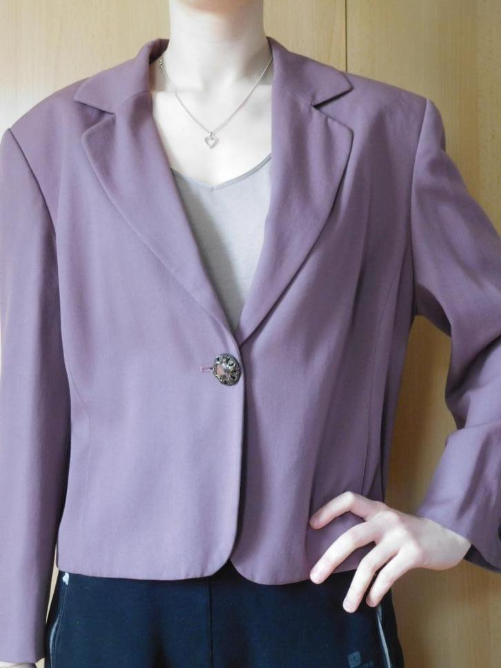 Vintage “lila” kort jasje Ouiset F42, Kleding | Dames, Jassen | Winter, Zo goed als nieuw, Maat 38/40 (M), Ophalen of Verzenden