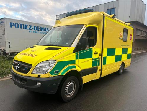 Mercedes Sprinter 319 Ambulance BIEN LIRE !, Autos, Camionnettes & Utilitaires, Entreprise, Enlèvement