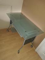 Bureau, Huis en Inrichting, Bureaus, Ophalen of Verzenden, Met wielen, Zo goed als nieuw, Bureau