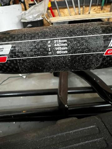 Carbon Fietssturen beschikbaar voor biedingen