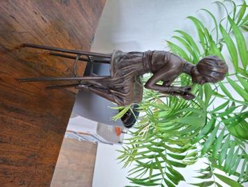 Bronze dame tabouret, Enlèvement ou Envoi, Bronze