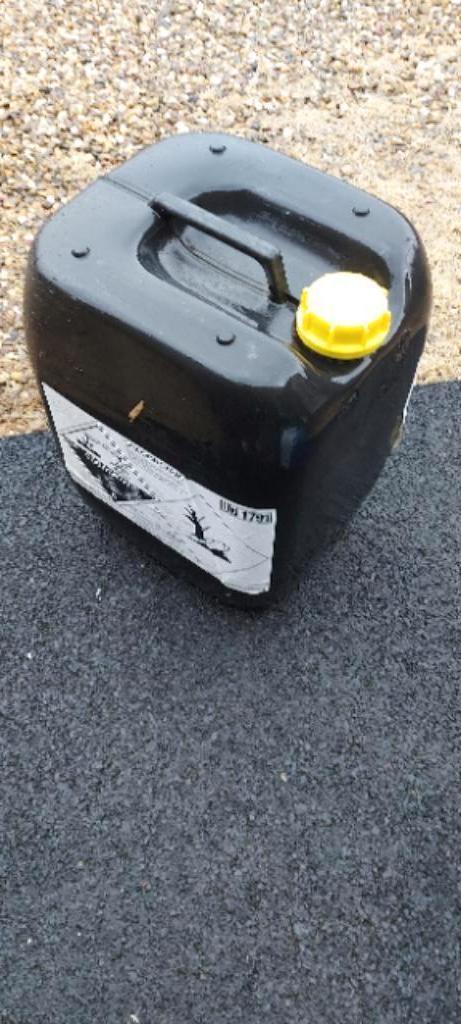 Plastieken ton / jerrycan/ vat - inhoud 25 liter of 20 liter, Tuin en Terras, Overige Tuin en Terras, Ophalen
