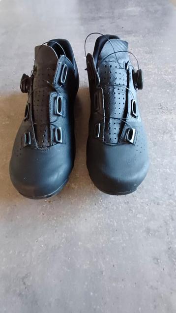 Fizik tempo R4 Overcurve wide beschikbaar voor biedingen