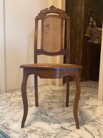 Prachtige antieke stoelen, Enlèvement