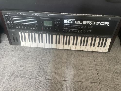 Radikal technologies Accelerator, Muziek en Instrumenten, Synthesizers, Nieuw, 61 toetsen, Overige merken, Met midi-aansluiting