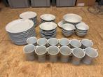 Servies Blanc d'ivoire, Ophalen of Verzenden, Zo goed als nieuw, Compleet servies