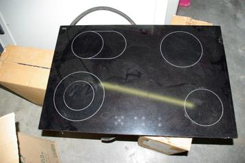 Taque vitrocéramique FRIAC, Electroménager, 4 zones de cuisson, Enlèvement, Utilisé, Encastré
