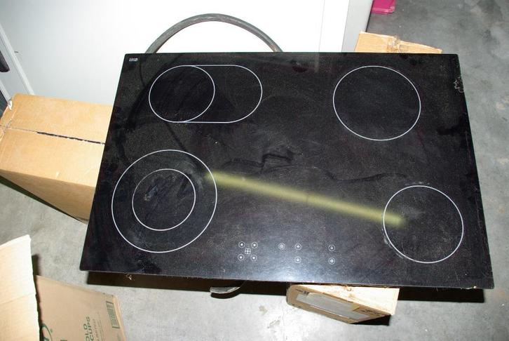 Taque vitrocéramique FRIAC, Elektronische apparatuur, Kookplaten, Gebruikt, Inbouw, Keramisch, 4 kookzones, Ophalen