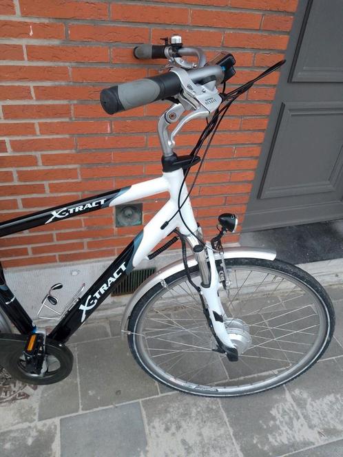 Elektrische fiets, Fietsen en Brommers, Fietsen | Crossfietsen en BMX, Zo goed als nieuw, Ophalen