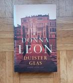 Donna Leon: Duister glas, Enlèvement ou Envoi, Utilisé