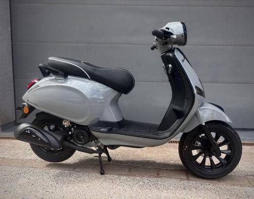 Neco Rialato 50cc Klasse A, Fietsen en Brommers, Scooters | Overige merken, Nieuw, Klasse A (25 km/u), Benzine, Ophalen
