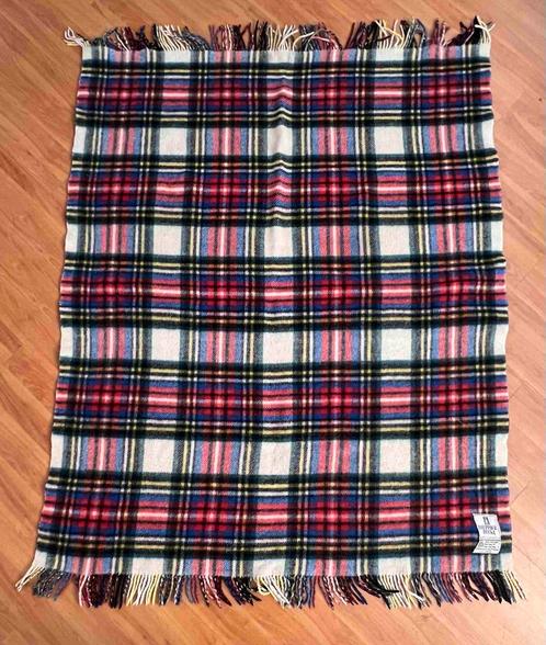 Vintage wollen deken geruit 170/137, Huis en Inrichting, Woonaccessoires | Plaids en Woondekens, Gebruikt, Ophalen of Verzenden