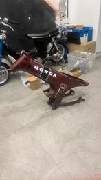 Honda st50g frame met achterbrug, Ophalen