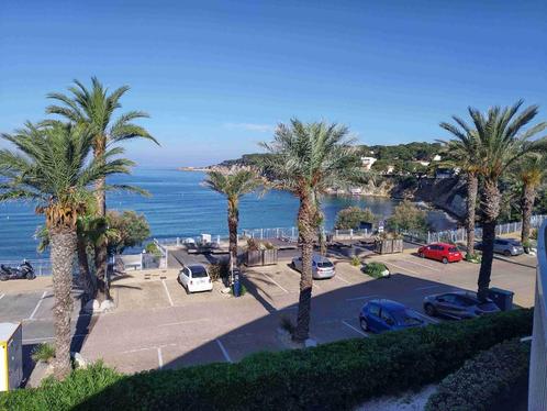 Vakantiewoning te huur direct aan zee., Vakantie, Vakantiehuizen | Frankrijk, Provence en Côte d'Azur, Appartement, Overige, Aan zee