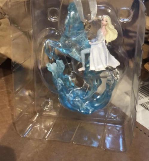 Figurine Elsa - Plastique - La Reine des Neiges