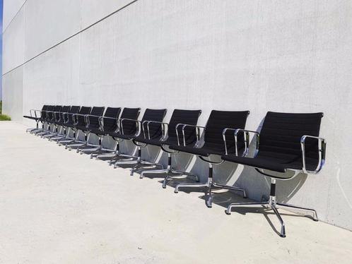 Vitra Eames EA108 hopsak stoelen, groot aantal, Huis en Inrichting, Bureaustoelen, Gebruikt, Bureaustoel, Ophalen of Verzenden