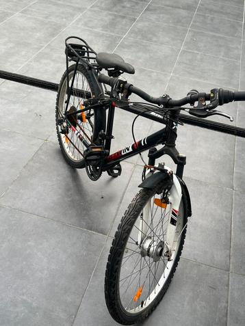 B’Twin  jongensfiets  24 inch beschikbaar voor biedingen