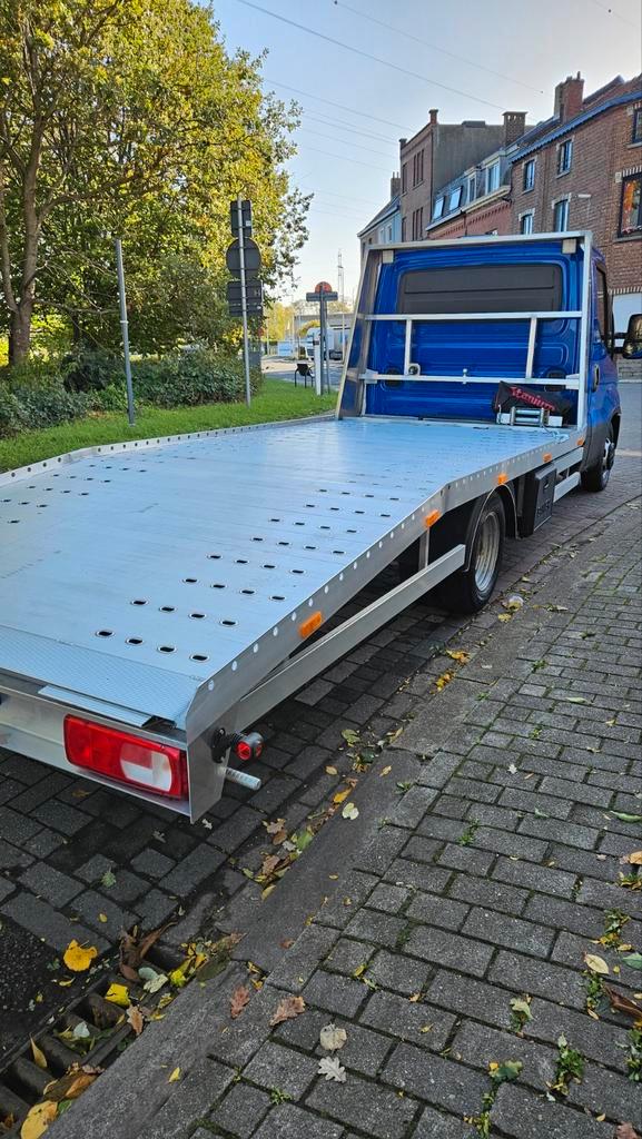 Depanneuse iveco daily, Auto's, Bestelwagens en Lichte vracht, Bedrijf, ABS, Airbags, Bluetooth, Boordcomputer, Centrale vergrendeling