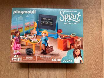 Playmobil Spirit klaslokaal beschikbaar voor biedingen