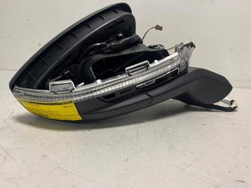 Buitenspiegel rechts van een Volkswagen ID.4 beschikbaar voor biedingen