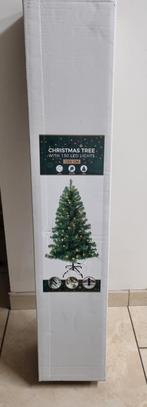 Nieuwe kerstboom 1m50 met geïntegreerd LED-licht, Ophalen of Verzenden, Zo goed als nieuw