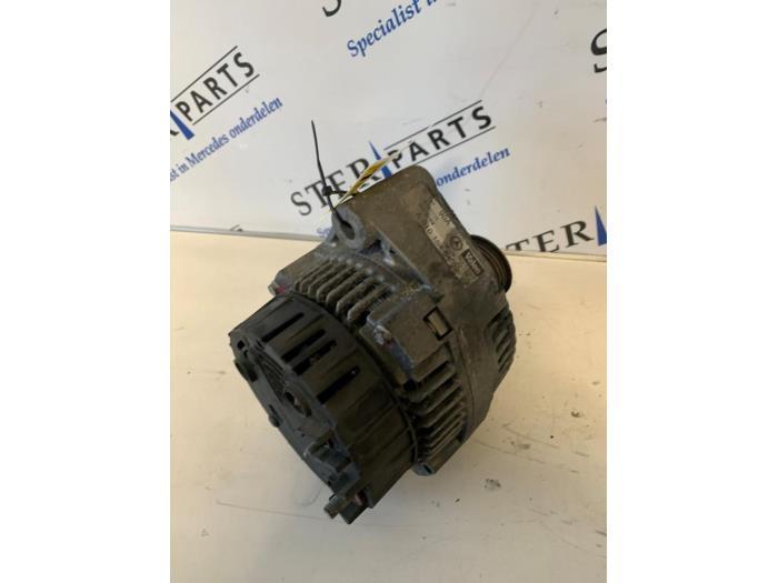 Dynamo d'un Mercedes SLK, Autos : Pièces & Accessoires, Moteurs & Accessoires, Mercedes-Benz, Utilisé, 3 mois de garantie, Enlèvement ou Envoi