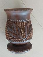 Handuitgesneden tribale, etnische vaas, Enlèvement ou Envoi