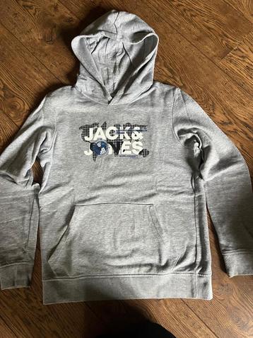 Trui beschikbaar voor biedingen