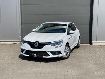 Renault Megane benzine cruise controle beschikbaar voor biedingen