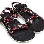 Nieuw! Teva sandalen zwart met bloemetjes maat EU38 / US7, Kleding | Dames, Schoenen, Nieuw, Oranje, Teva, Sandalen of Muiltjes