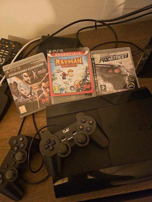 Ps3 met 4 spelletjes voor onderdelen, Games en Spelcomputers, Spelcomputers | Sony PlayStation 3, Zo goed als nieuw, Ophalen