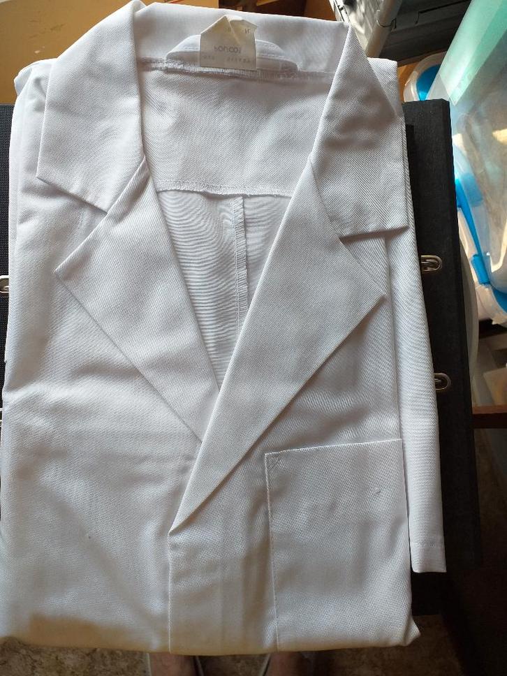 Blouse ou tablier blanc de laboratoire NEUVE longues manches, Articles professionnels, Articles professionnels Autre, Enlèvement ou Envoi