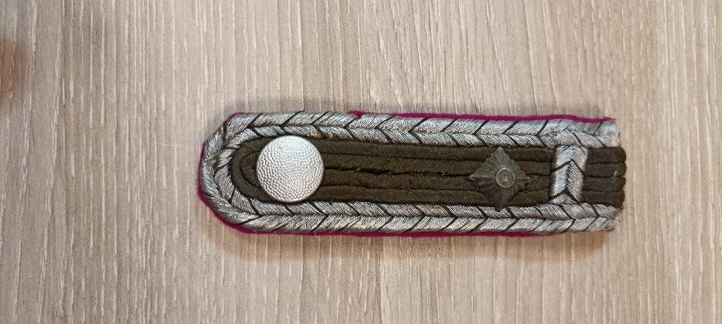 Patte d"épaule d'officier Allemand de Wachtmeister ww2, Collections, Objets militaires | Seconde Guerre mondiale, Envoi, Armée de terre