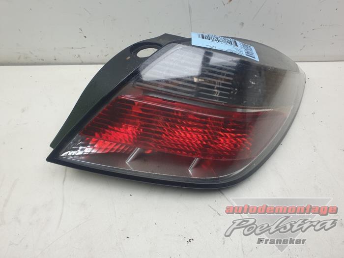 Achterlicht rechts van een Opel Astra, Auto-onderdelen, Verlichting, Opel, Gebruikt, 3 maanden garantie, Ophalen of Verzenden