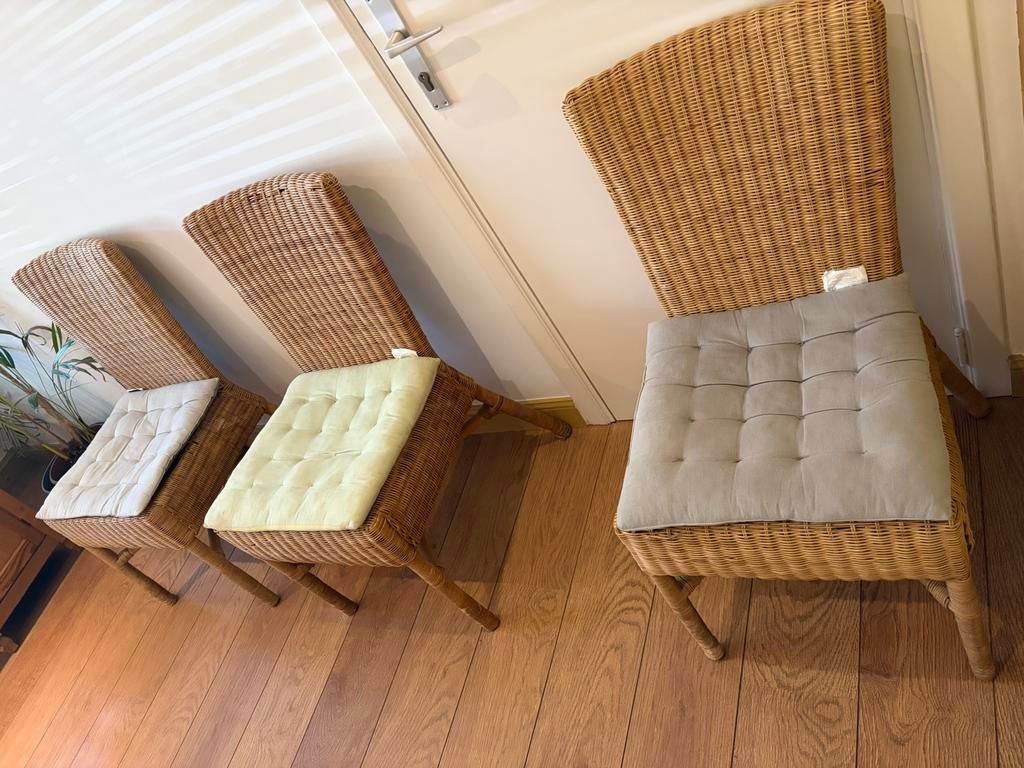 Chaises a vendre, Maison & Meubles, Chaises, Enlèvement ou Envoi, Autres couleurs, Autres matériaux, Cinq, Six Chaises ou plus