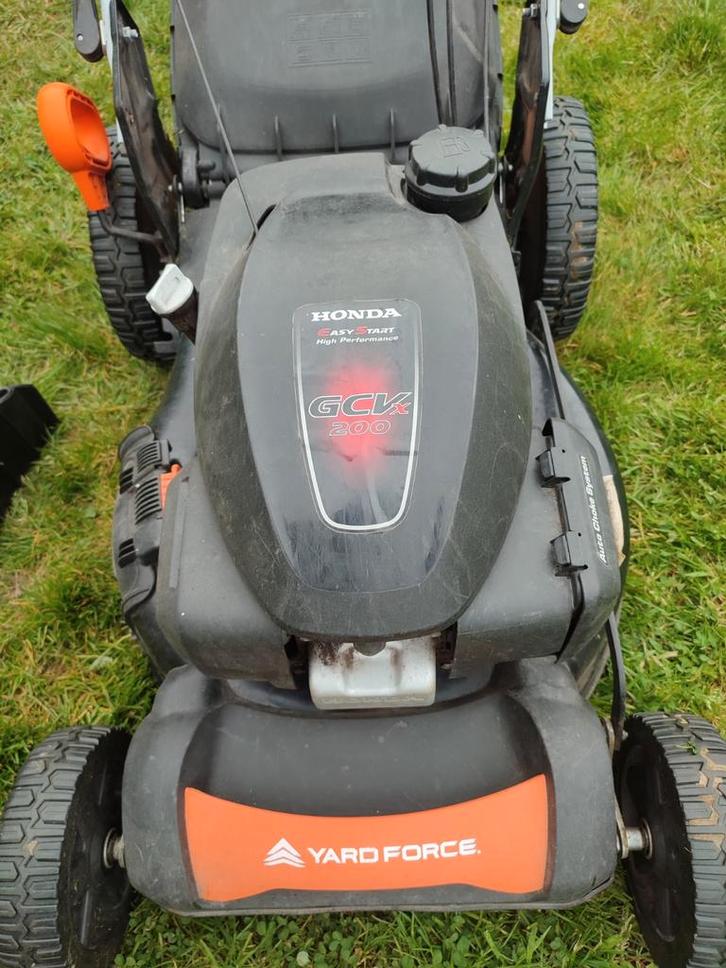 Yard Force met Honda GCVX, Jardin & Terrasse, Débroussailleuses, Utilisé, Essence, 50 cm ou plus, Enlèvement