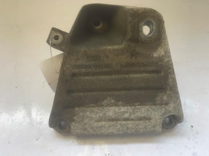 Motorsteun van een Audi A8, Gebruikt, -, -, -