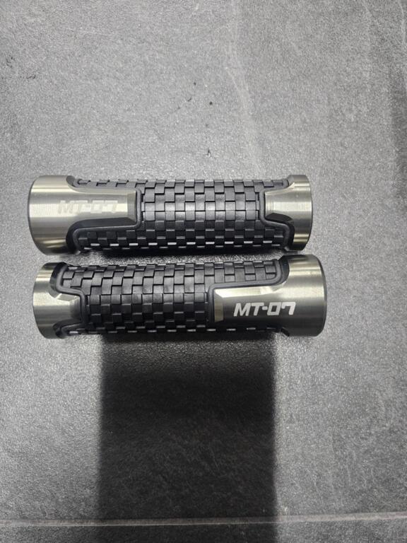 Handvaten Yamaha MT-07 zilver mt07, Motos, Neuf, Enlèvement ou Envoi